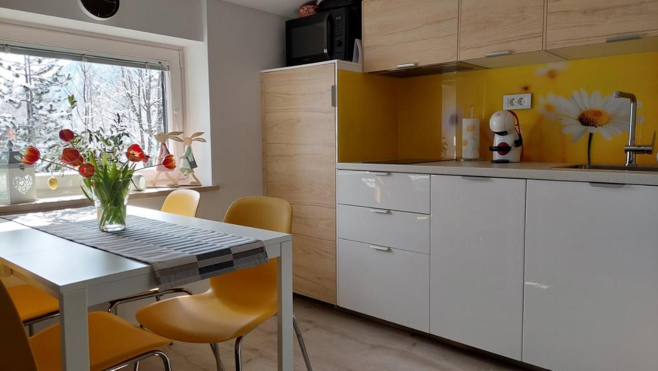 Apartma Marjetica Gozd Martuljek Exterior foto